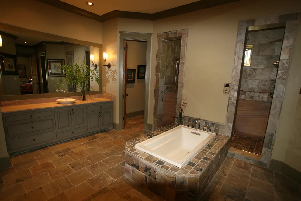 2008 Featured Residence by Bob Chatham Custom Home Design - Photo 15