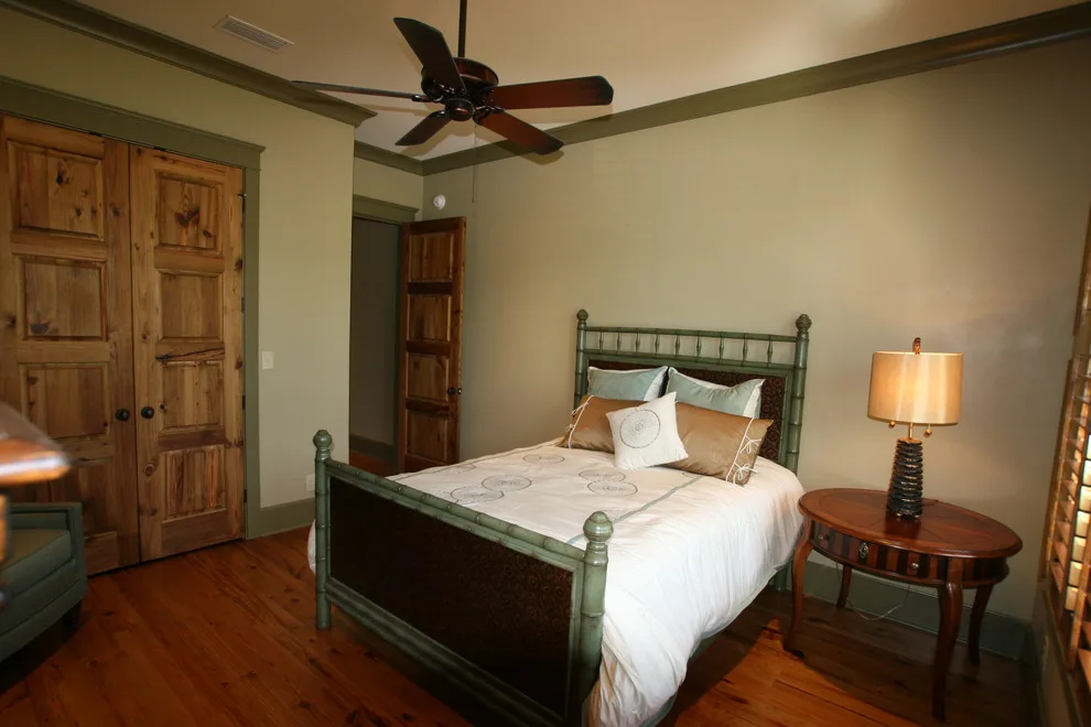2008 Featured Residence by Bob Chatham Custom Home Design - Photo 4