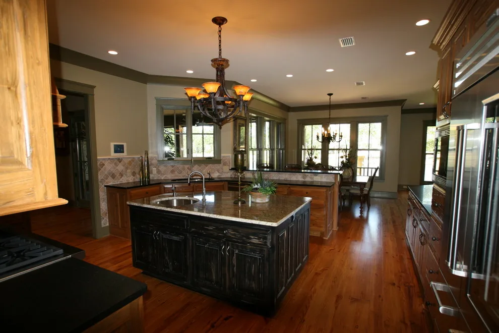 2008 Featured Residence by Bob Chatham Custom Home Design - Photo 16
