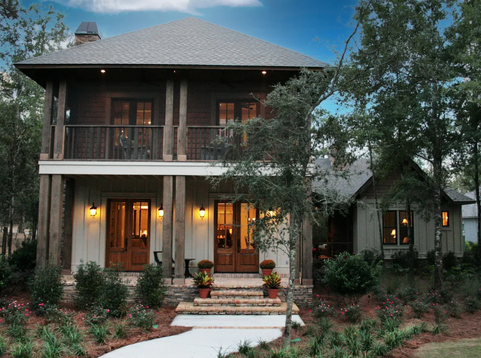2009 Featured Residence by Bob Chatham Custom Home Design - Photo 4