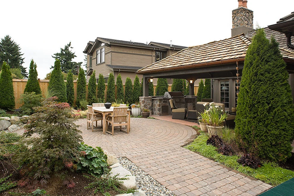 Clyde Hill Residence by Urban Oasis Design & Construction LLC - Photo 2