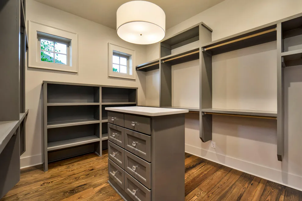2018 Featured Residence by Bob Chatham Custom Home Design - Photo 26