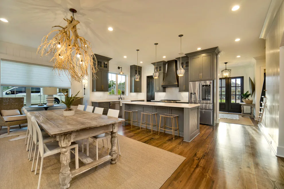 2018 Featured Residence by Bob Chatham Custom Home Design - Photo 30