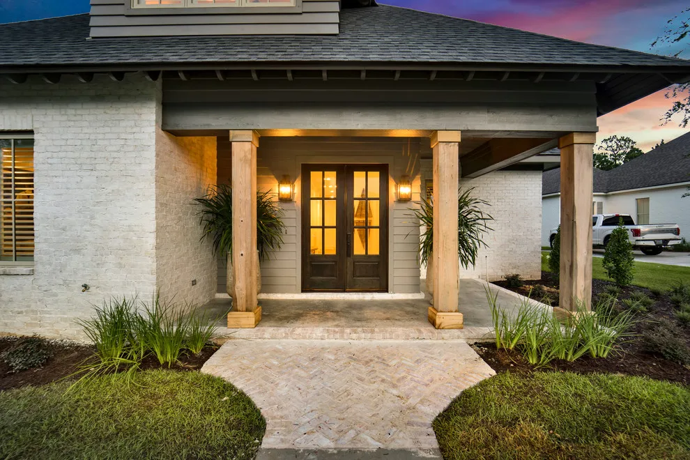 2018 Featured Residence by Bob Chatham Custom Home Design - Photo 8