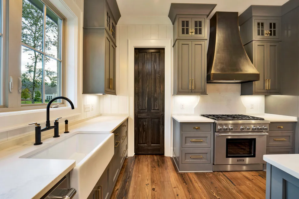 2018 Featured Residence by Bob Chatham Custom Home Design - Photo 6
