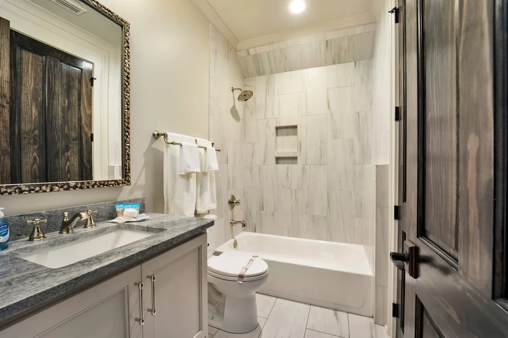 2018 Featured Residence by Bob Chatham Custom Home Design - Photo 3