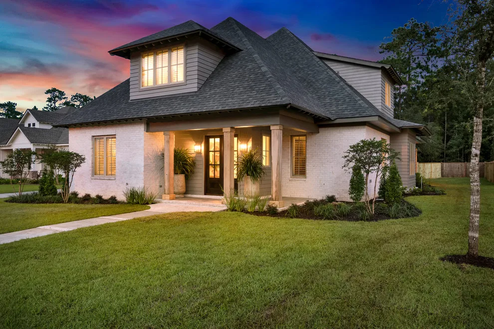 2018 Featured Residence by Bob Chatham Custom Home Design - Photo 19
