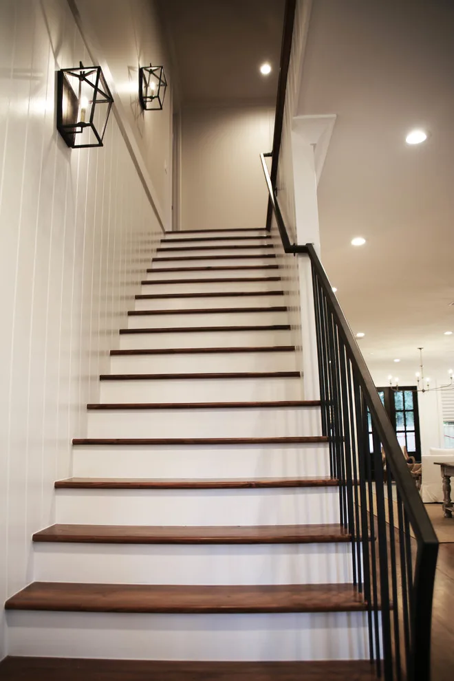 2018 Featured Residence by Bob Chatham Custom Home Design - Photo 9