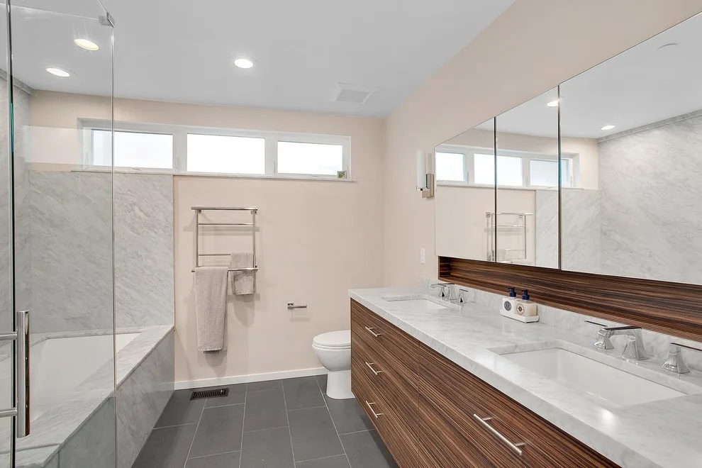 27th Mercer Island, Washington by M.O.D.E. LLC. - Photo 20