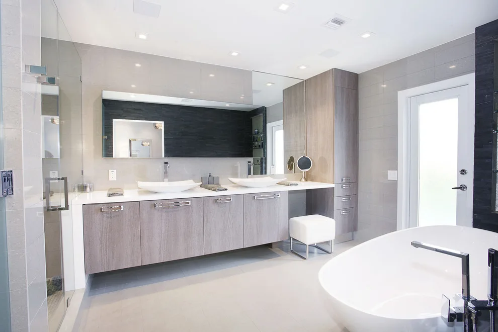 South Miami Home by V3 Architectural Group - Photo 19