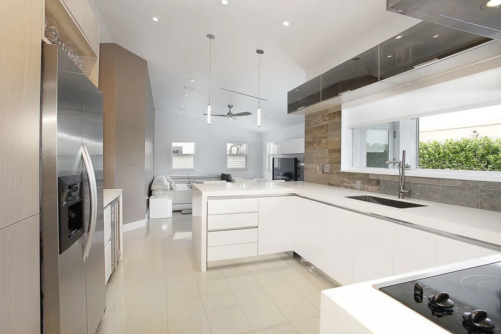 South Miami Home by V3 Architectural Group - Photo 17