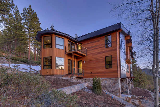 550 Fairview Boulevard by GilanFarr Architects - Photo 8