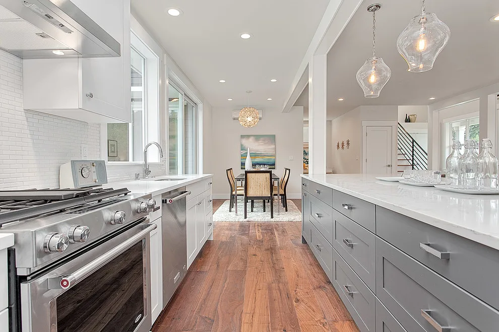 63rd Avenue Mercer Island Washington by M.O.D.E. LLC. - Photo 2