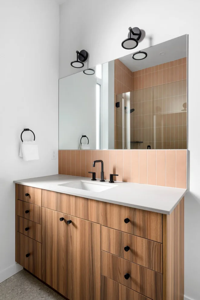 Project 9015 by Click Architects - Photo 10