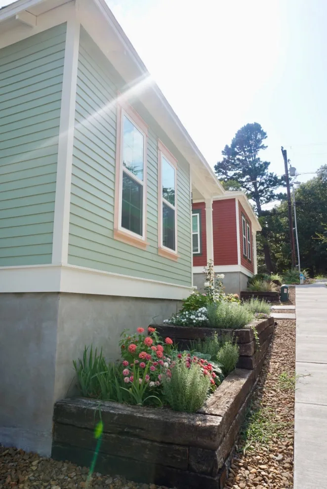 Ninth Avenue Cottages by Flintlock Architecture & Landscape - Photo 4