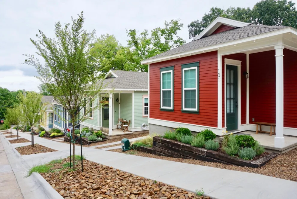 Ninth Avenue Cottages by Flintlock Architecture & Landscape - Photo 5