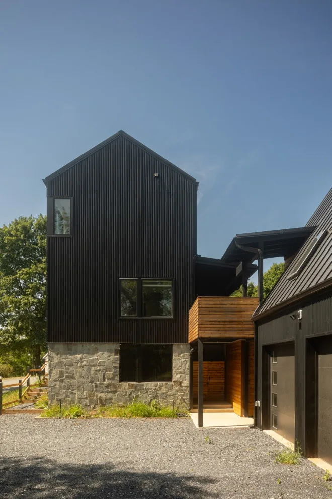A Predestined Longhouse by Longhouse Architects - Photo 5