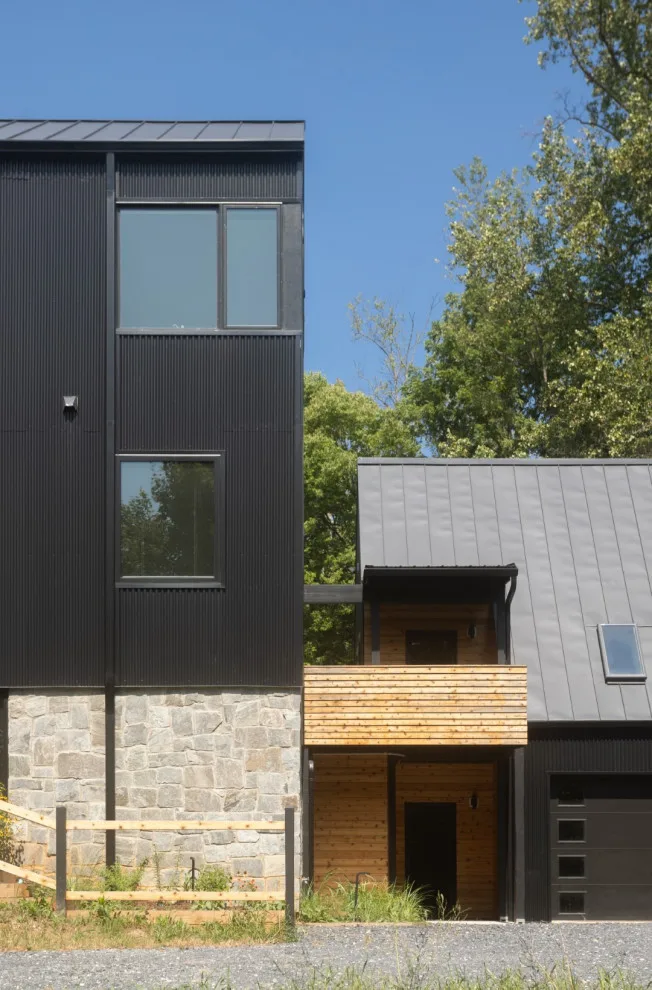 A Predestined Longhouse by Longhouse Architects - Photo 2