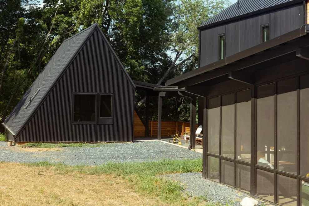 A Predestined Longhouse by Longhouse Architects - Photo 11
