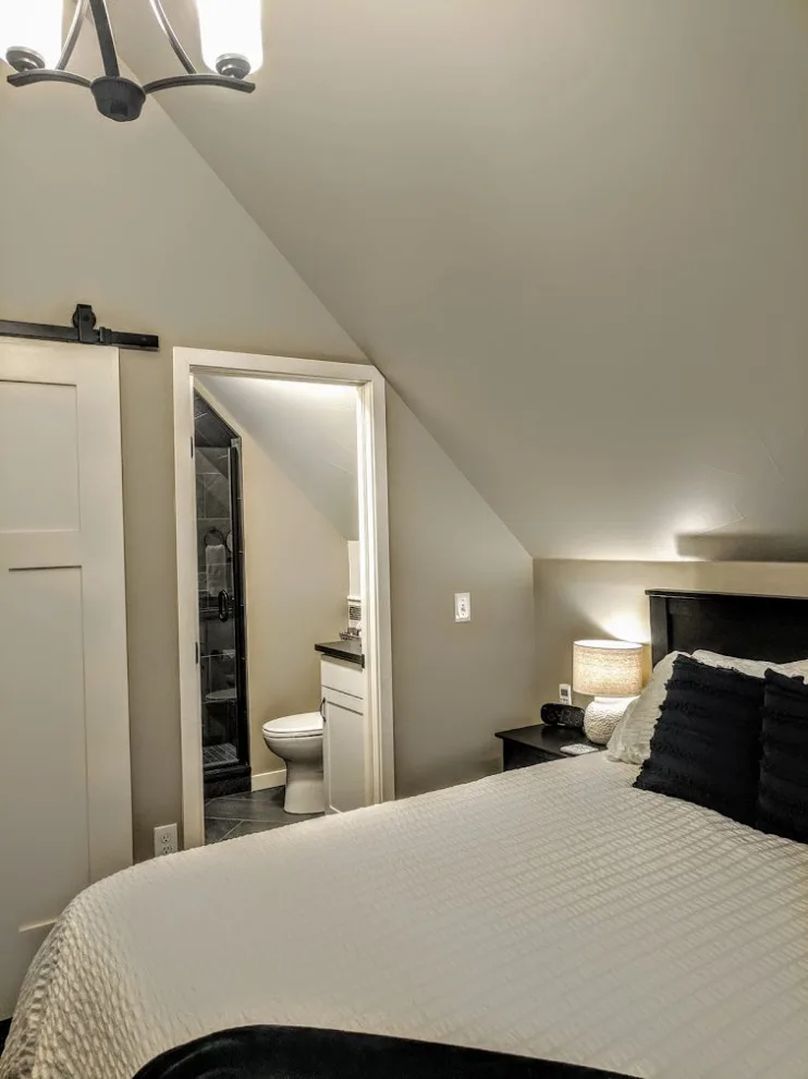 Accessory Dwelling Units: Five Projects by Hive Architecture By Becky Alexis - Photo 22