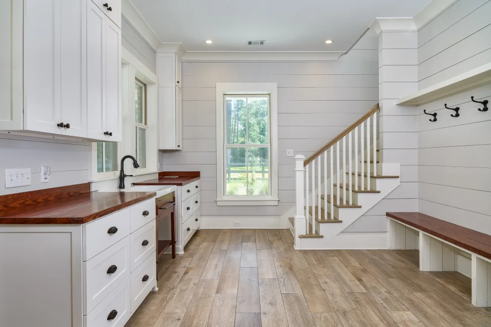 Aiken Equine Shelter by Allison Ramsey Architects - Photo 11