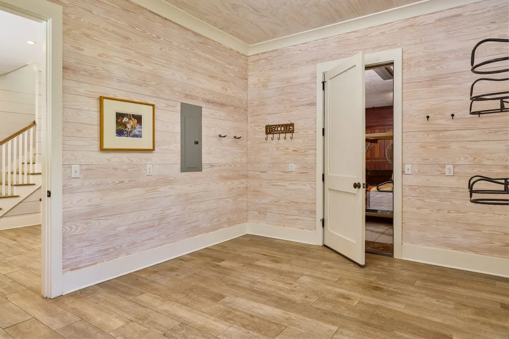 Aiken Equine Shelter by Allison Ramsey Architects - Photo 28