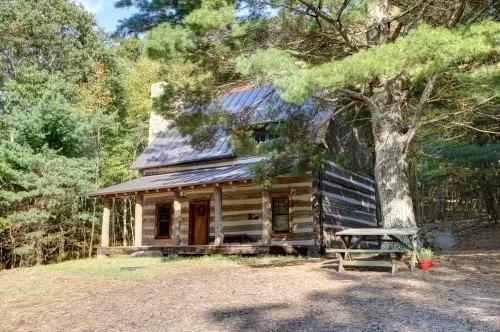 Amherst Lodge by B.O.B. - Beyond Ordinary Boundaries Architecture - Photo 14