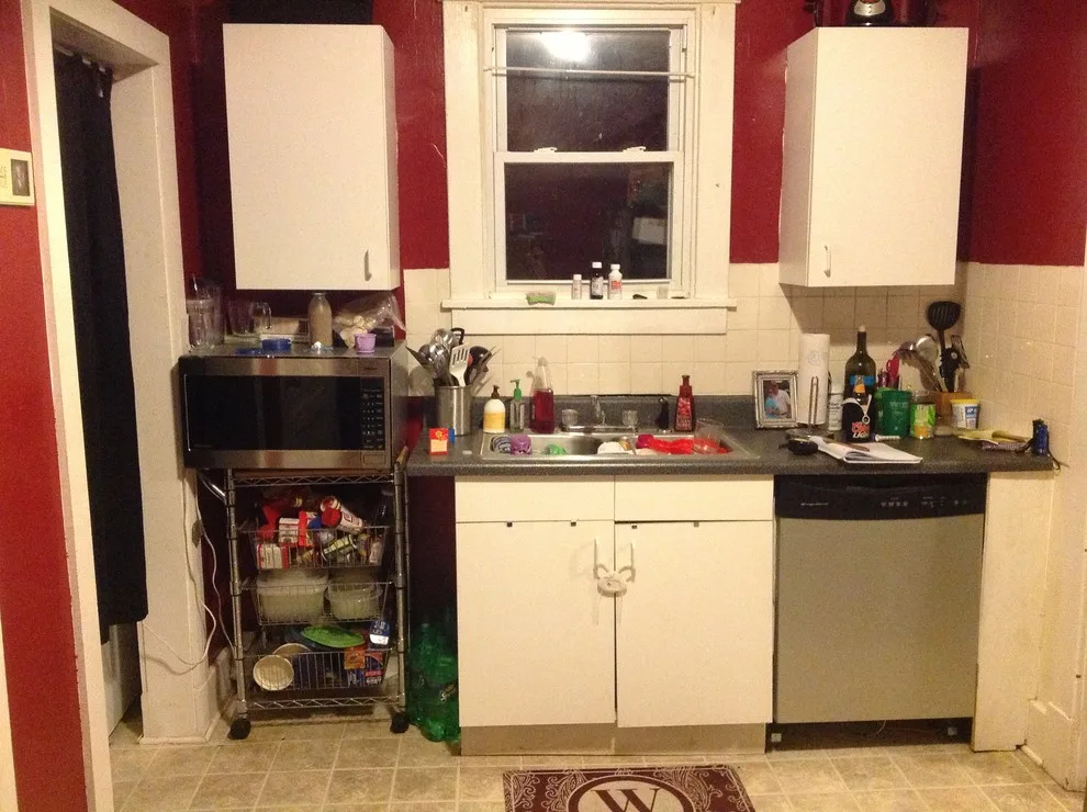 Amy McKinney: Light-Colored Kitchen by Simplified Interior Design - Photo 6