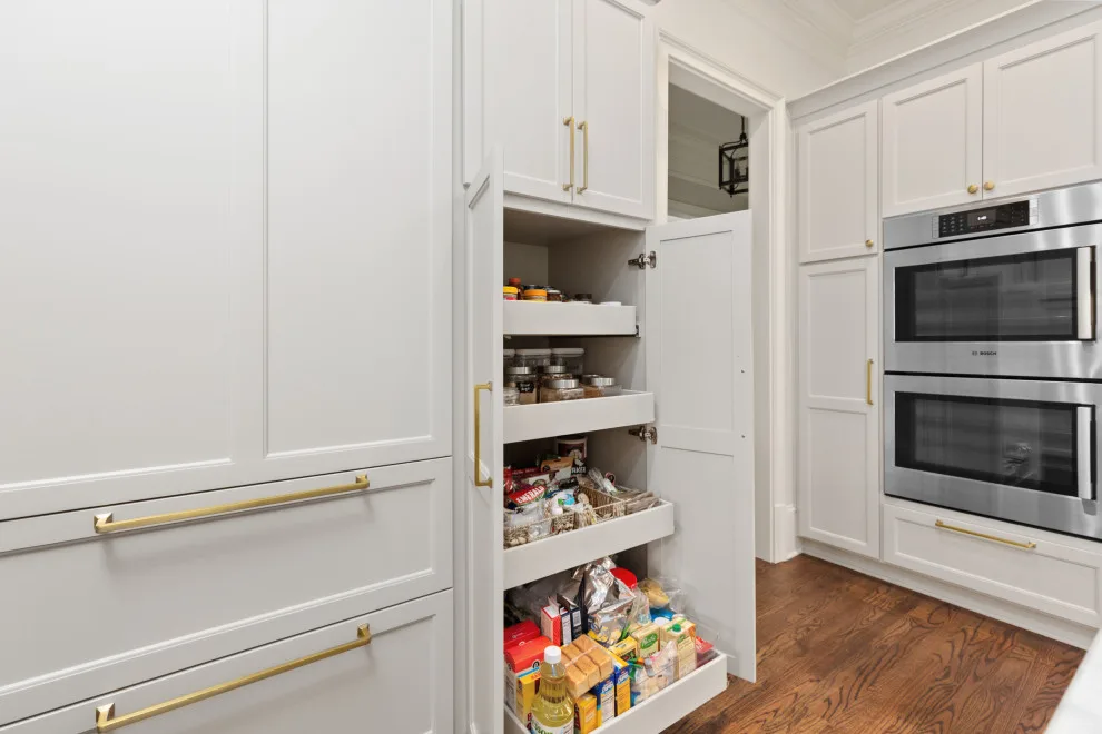 A Stylish and Practical New Kitchen by Cynthia Karegeannes, Registered Architect - Photo 12