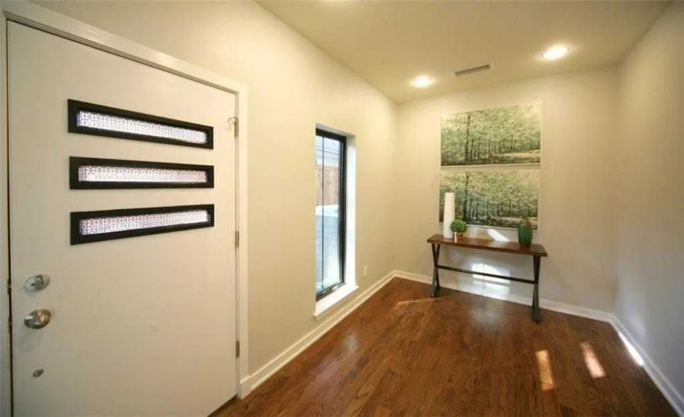 Annex Residences by Momentous Design Studio - Photo 2