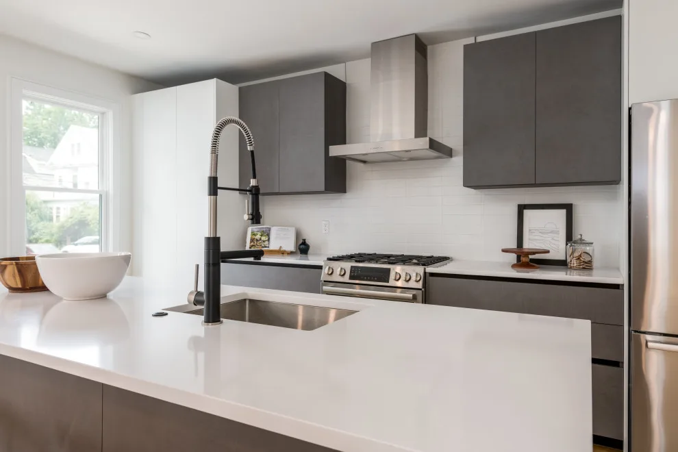Theater District Residence by Paul Girello Architect, LLC - Photo 2
