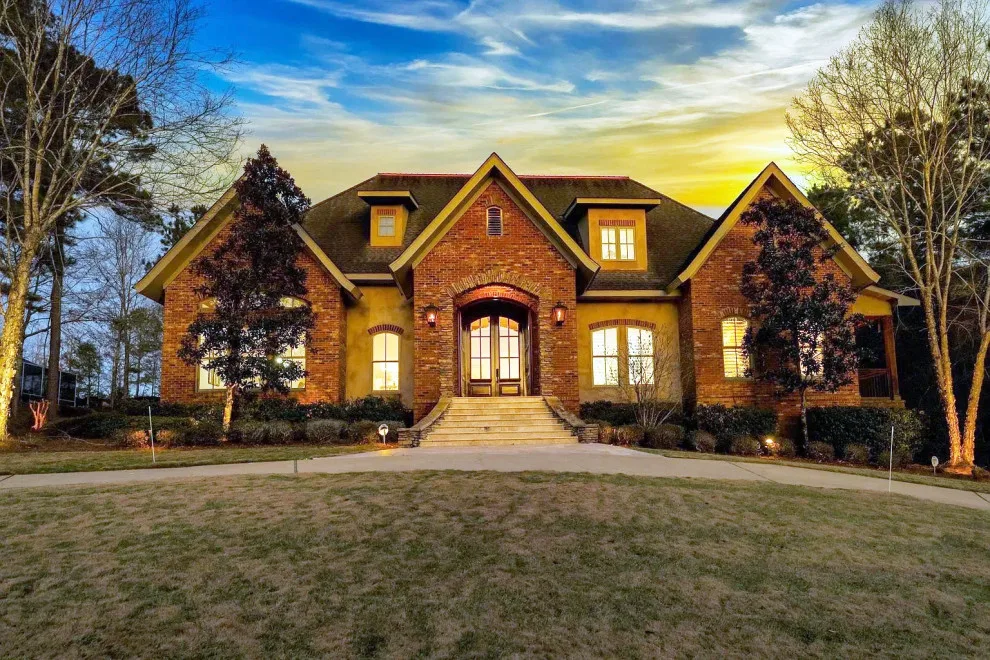 Augusta Plaza by Bob Chatham Custom Home Design - Photo 6