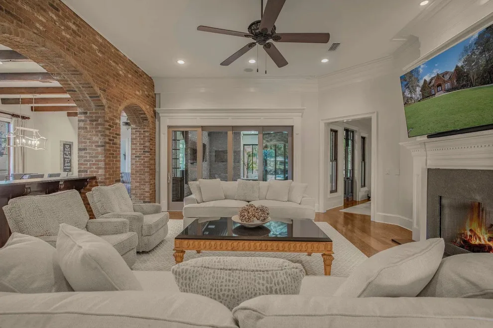 Augusta Plaza by Bob Chatham Custom Home Design - Photo 32