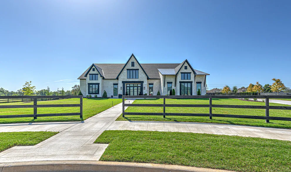 Averie Estates | Swiss Amelia Reimagined by Verdant Studio - Photo 23