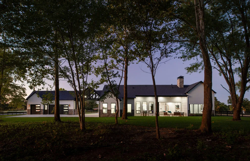 Averie Estates | Blake Residence by Verdant Studio - Photo 9