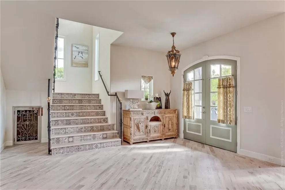 Contemporary-Traditional Home Project by Andrew C. Thomas, Architect - Photo 10