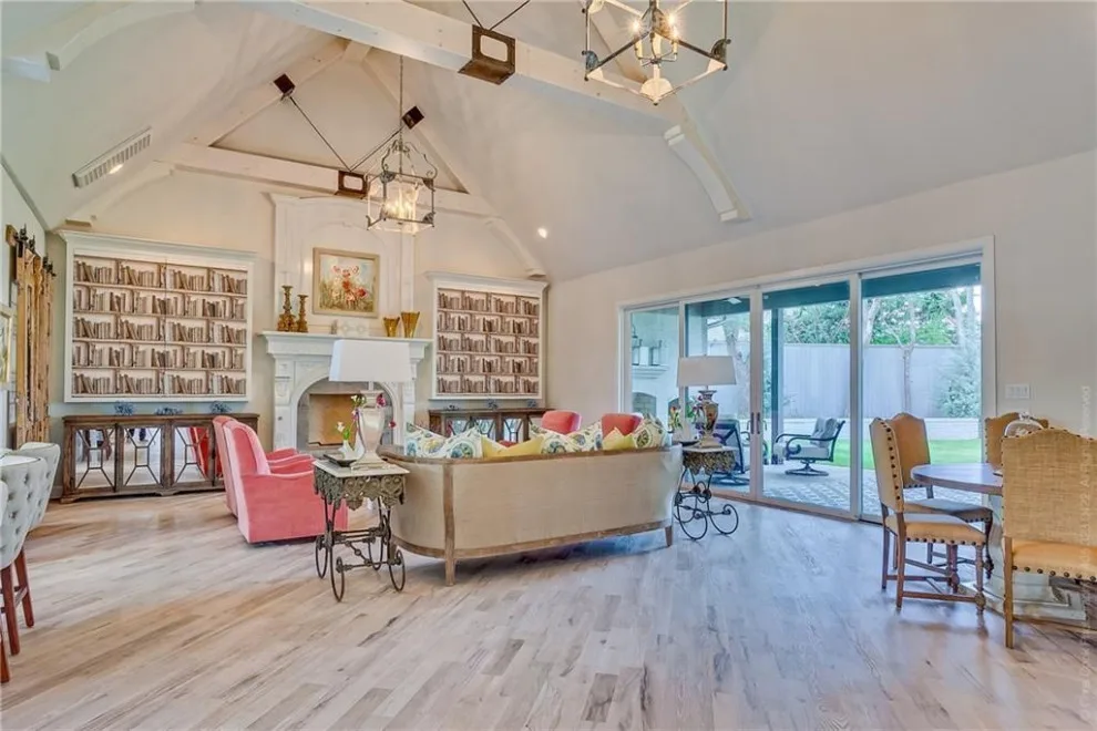 Contemporary-Traditional Home Project by Andrew C. Thomas, Architect - Photo 2