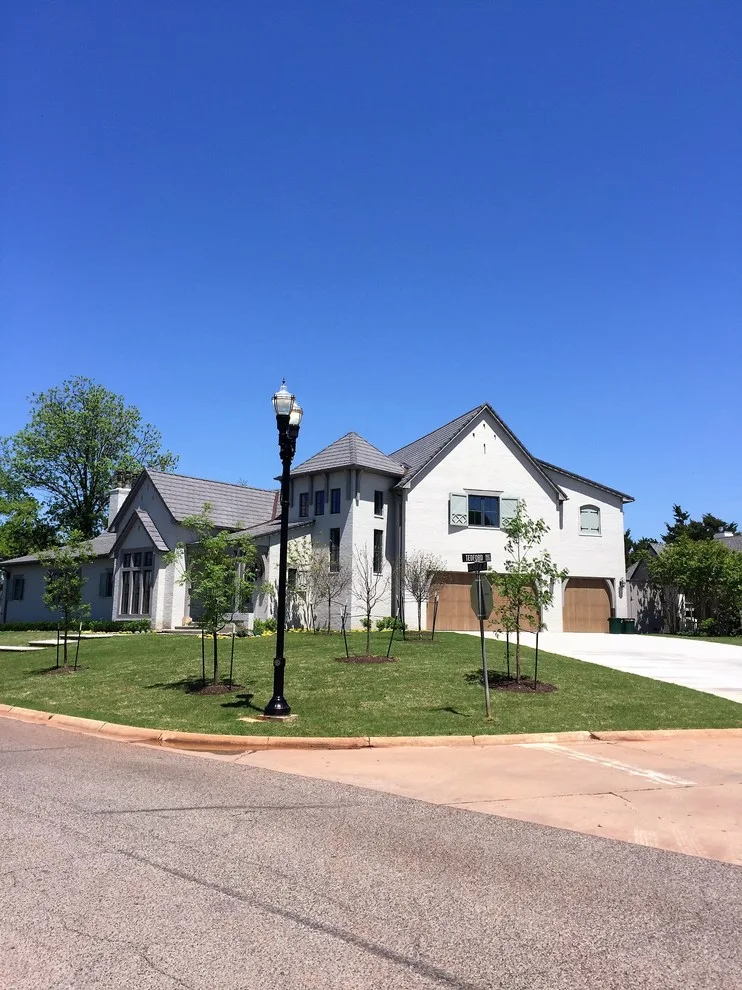 Contemporary-Traditional Home Project by Andrew C. Thomas, Architect - Photo 6