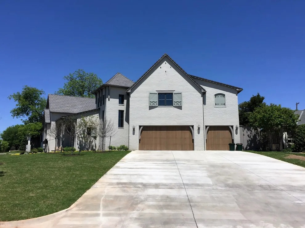 Contemporary-Traditional Home Project by Andrew C. Thomas, Architect - Photo 11