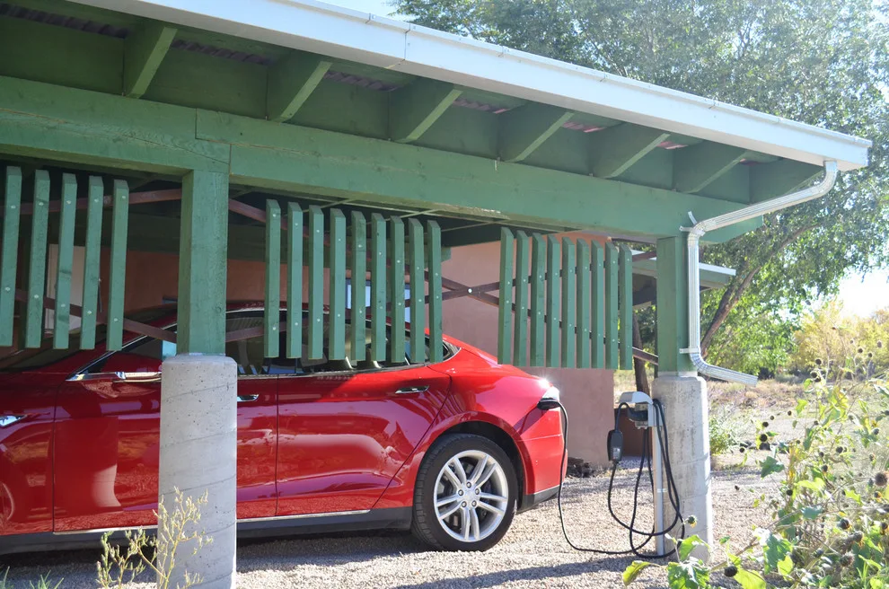 Azzari Vehicle Shelter by Henry Architects - Photo 5