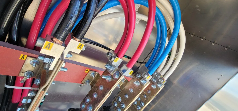 Three-Phase 1200A by G & Z Electric Service, Inc - Photo 2