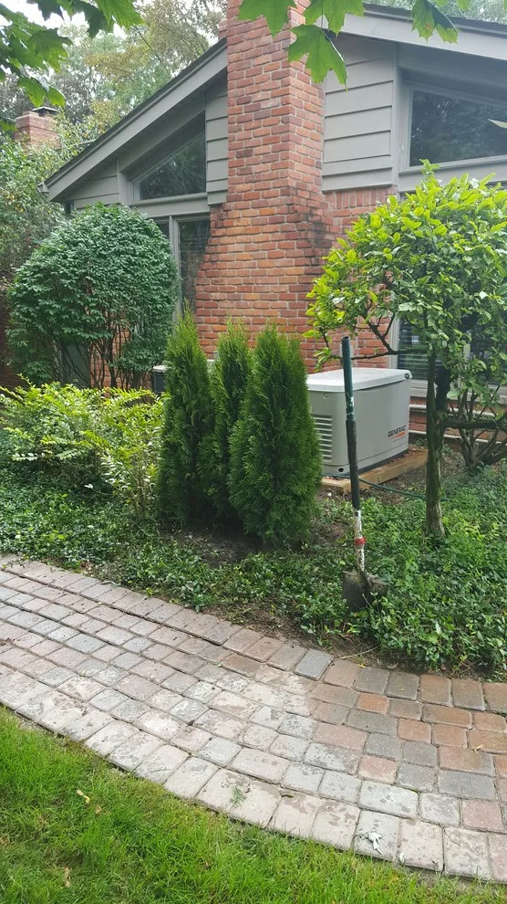 Self-Starting Backup Generator by Oak Electric Service - Photo 4