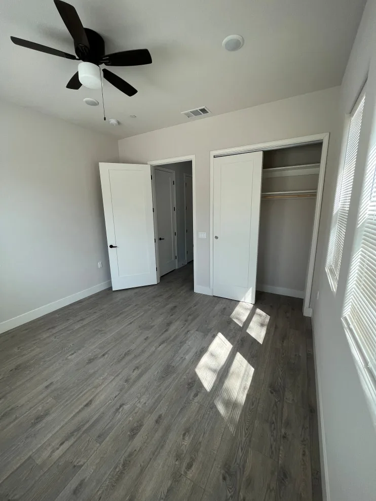 Golden State Electricians INC - Photo 7