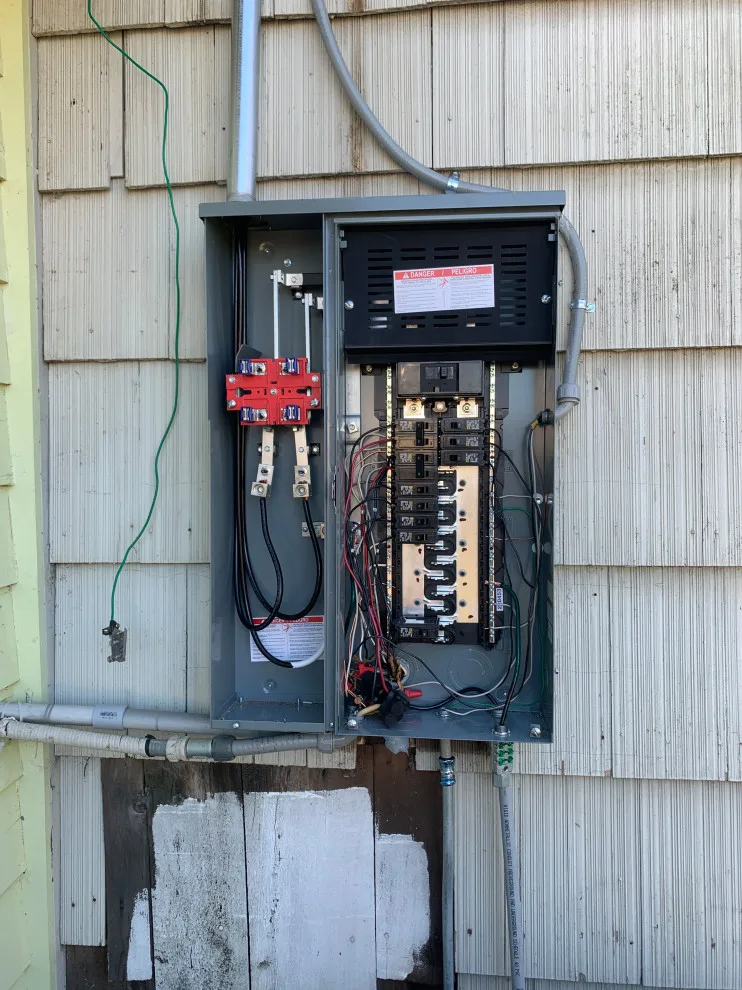 Golden State Electricians INC - Photo 13