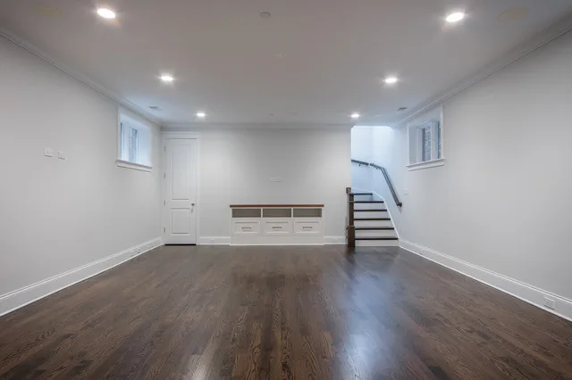 Chicago standalone residence by G & Z Electric Service, Inc - Photo 13