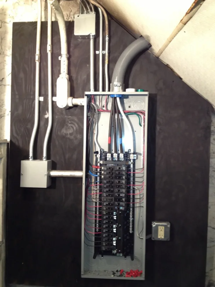 Wilmar Electric LLC - Photo 2
