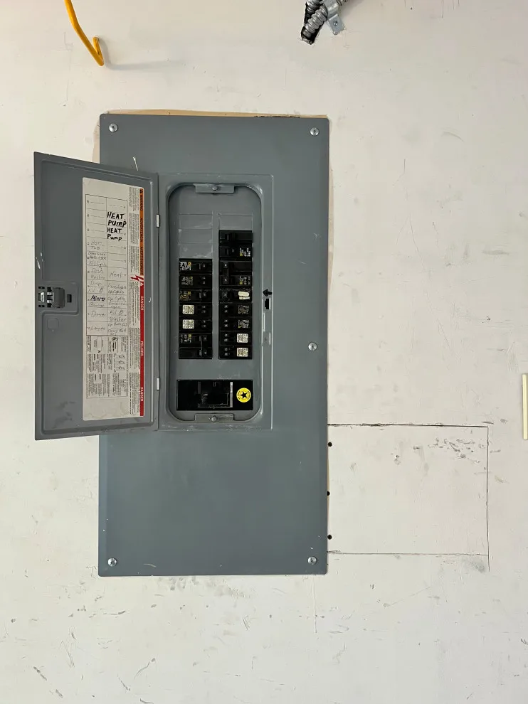 24/7 Electric - Photo 2