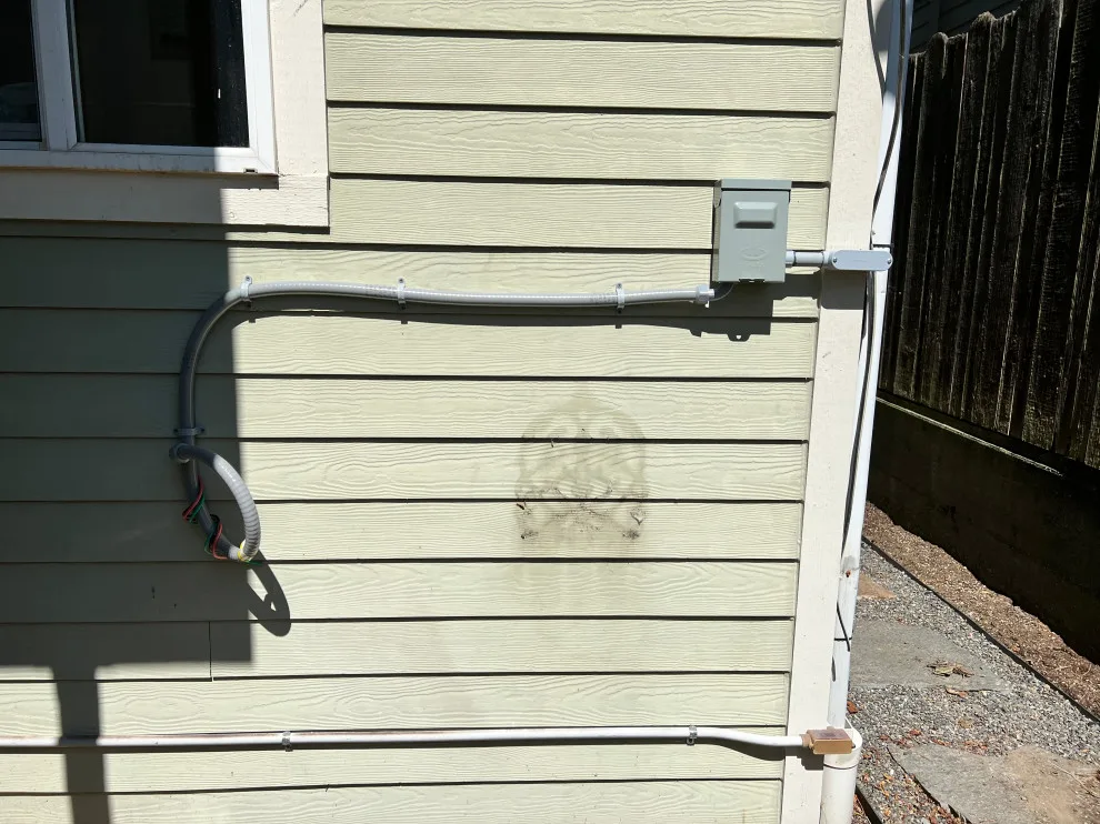 Heat Pump Circuit Installation for HVAC by 24/7 Electric - Photo 4