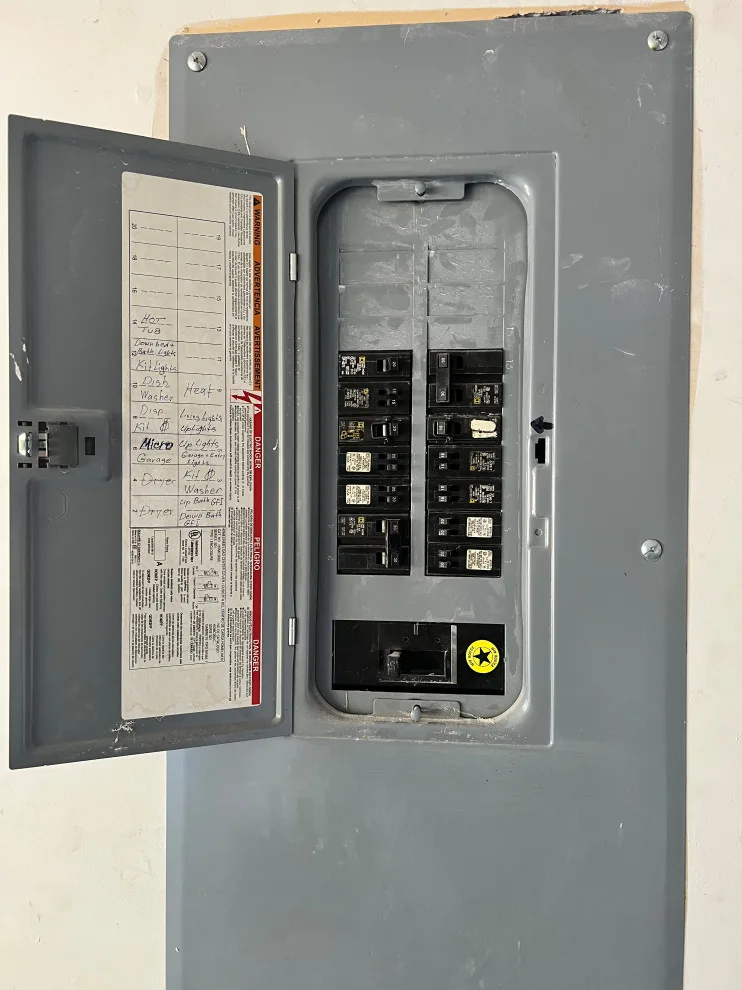 24/7 Electric - Photo 10
