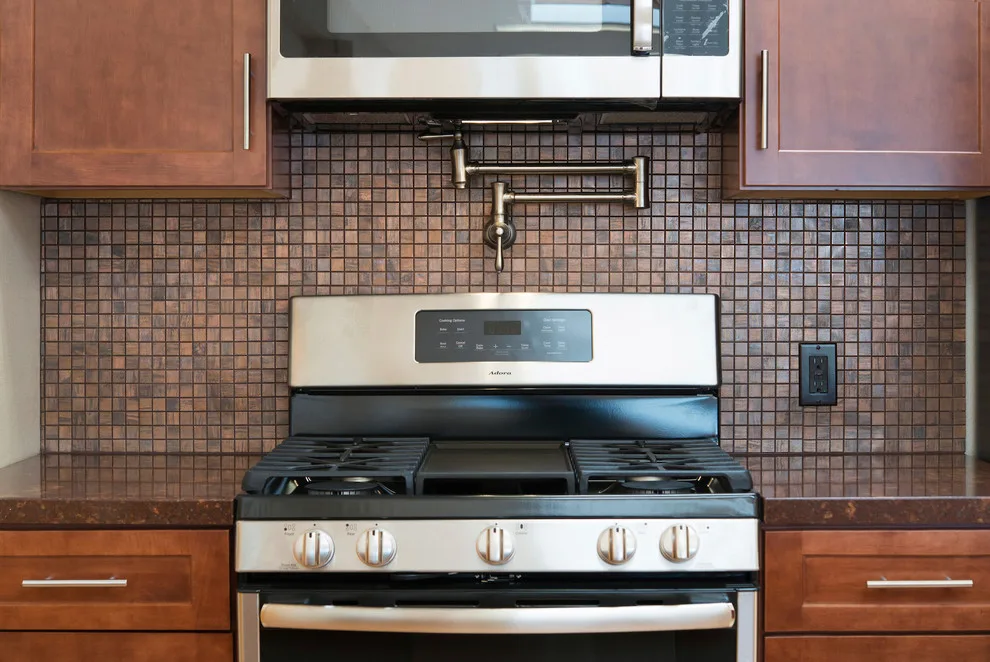 Uptown Oakland Loft by Reco Roberts Electric - Photo 14